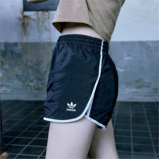 adidas-originals-3str-shorts-kadin-gunluk-ayakkabi-gn2885-siyah_3.jpg